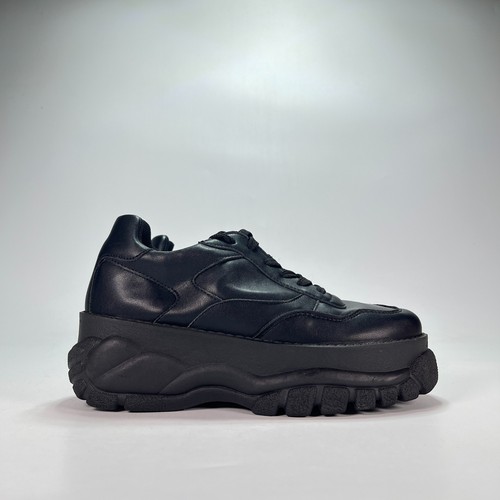 Scarpe sneakers nere basse